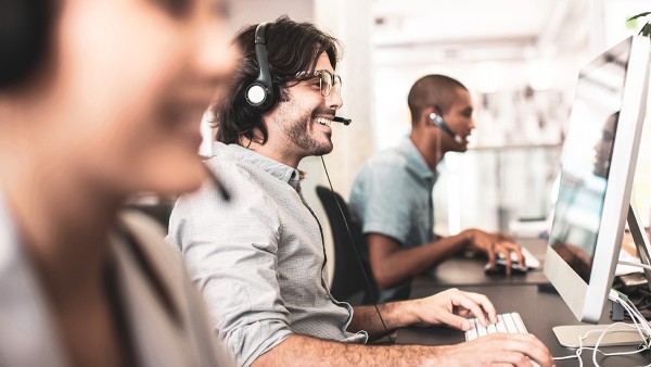 Alle leveranciers die fax gebruiken, worden overgezet naar e-mailcommunicatie.